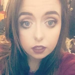 Meet your Posher, Emilee